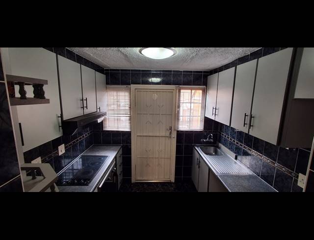 3 BEDROOM APARTMENT FOR SALE IN TONGAAT MEWS